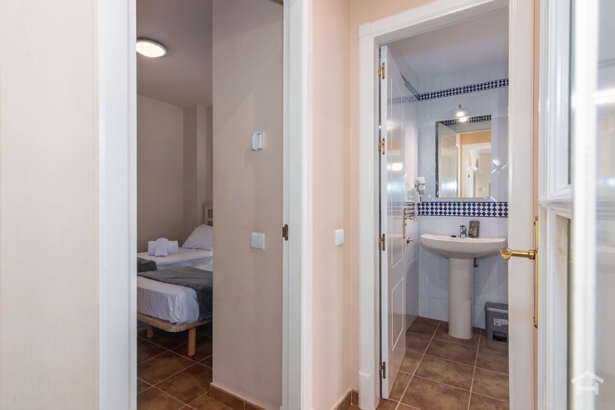 Beachfront flat in Ayamonte — Bathroom