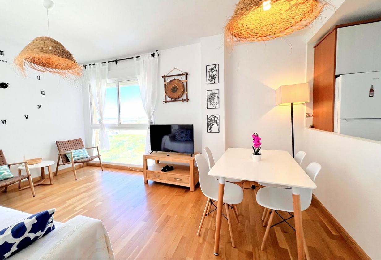 Appartement en première ligne de plage à Isla Cristina — Séjour