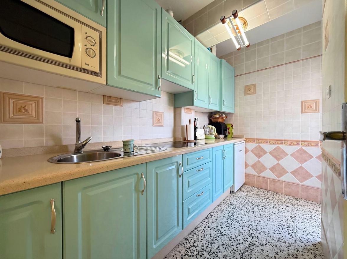 Beachfront flat in Ayamonte — Kitchen