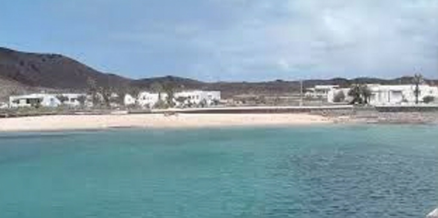 Chalet mit direkter Strandzugang in Teguise — Meerblick