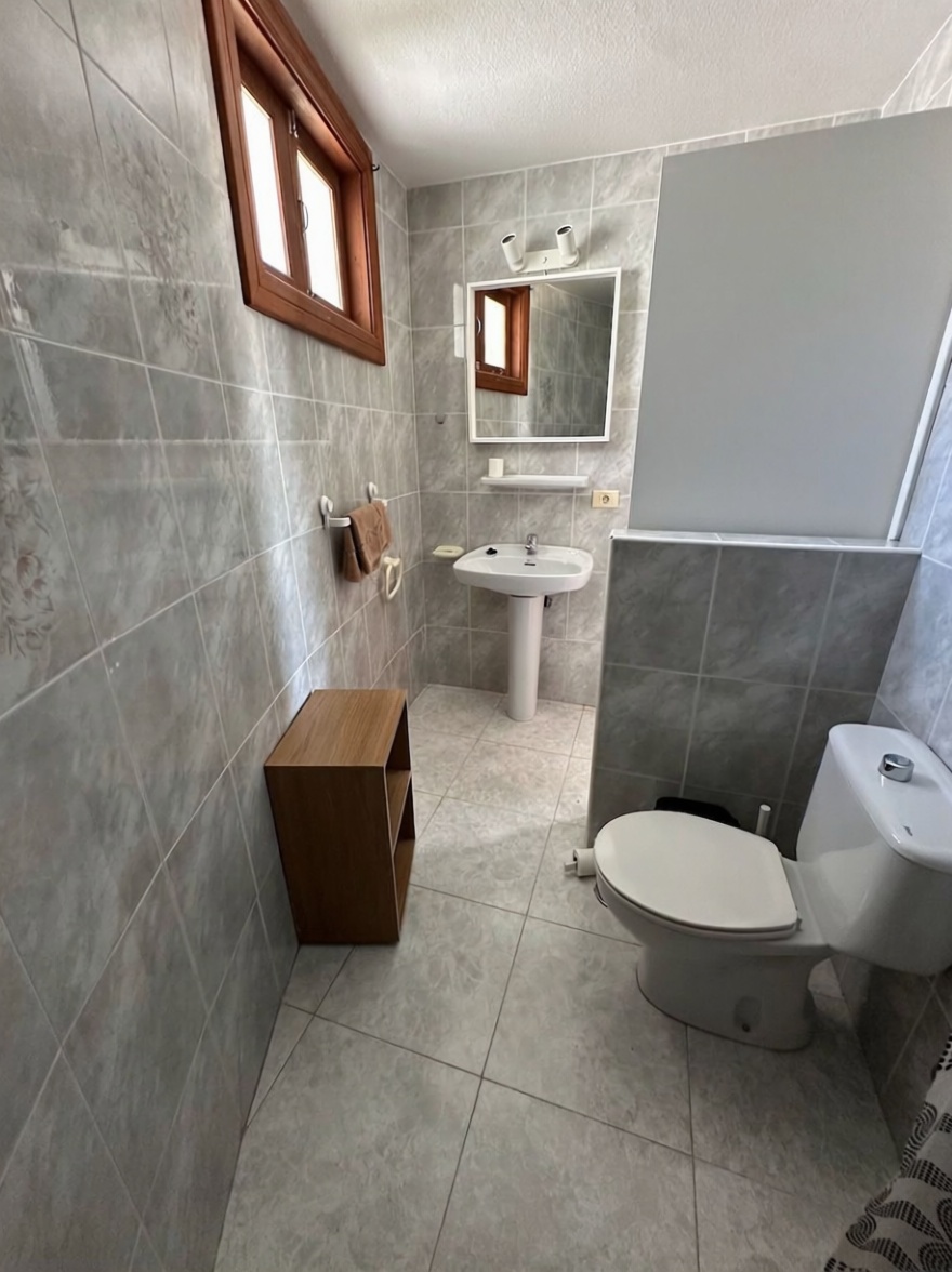 Chalet mit direkter Strandzugang in Teguise — Bad