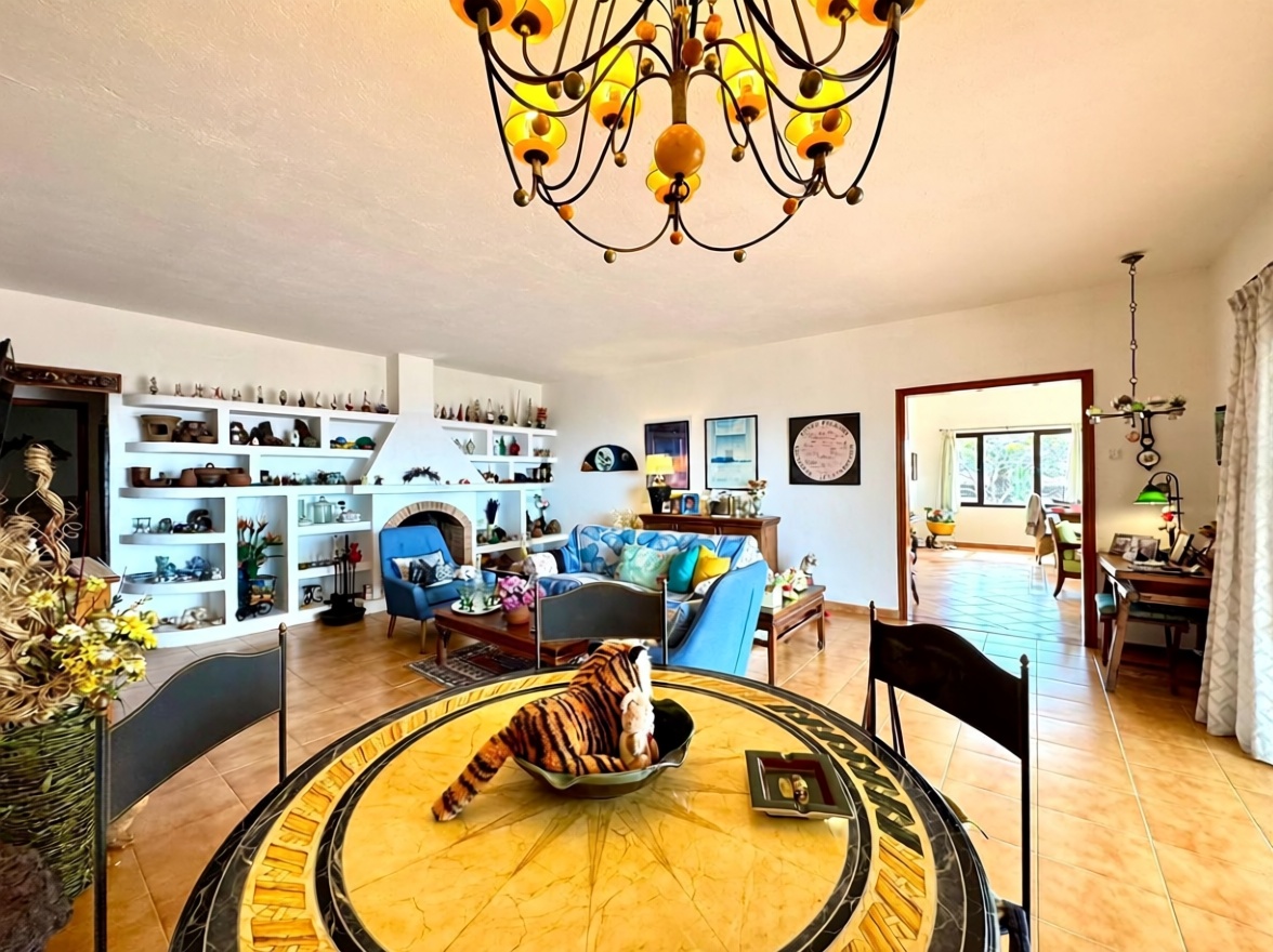 Chalet mit direkter Strandzugang in Yaiza — Wohnzimmer