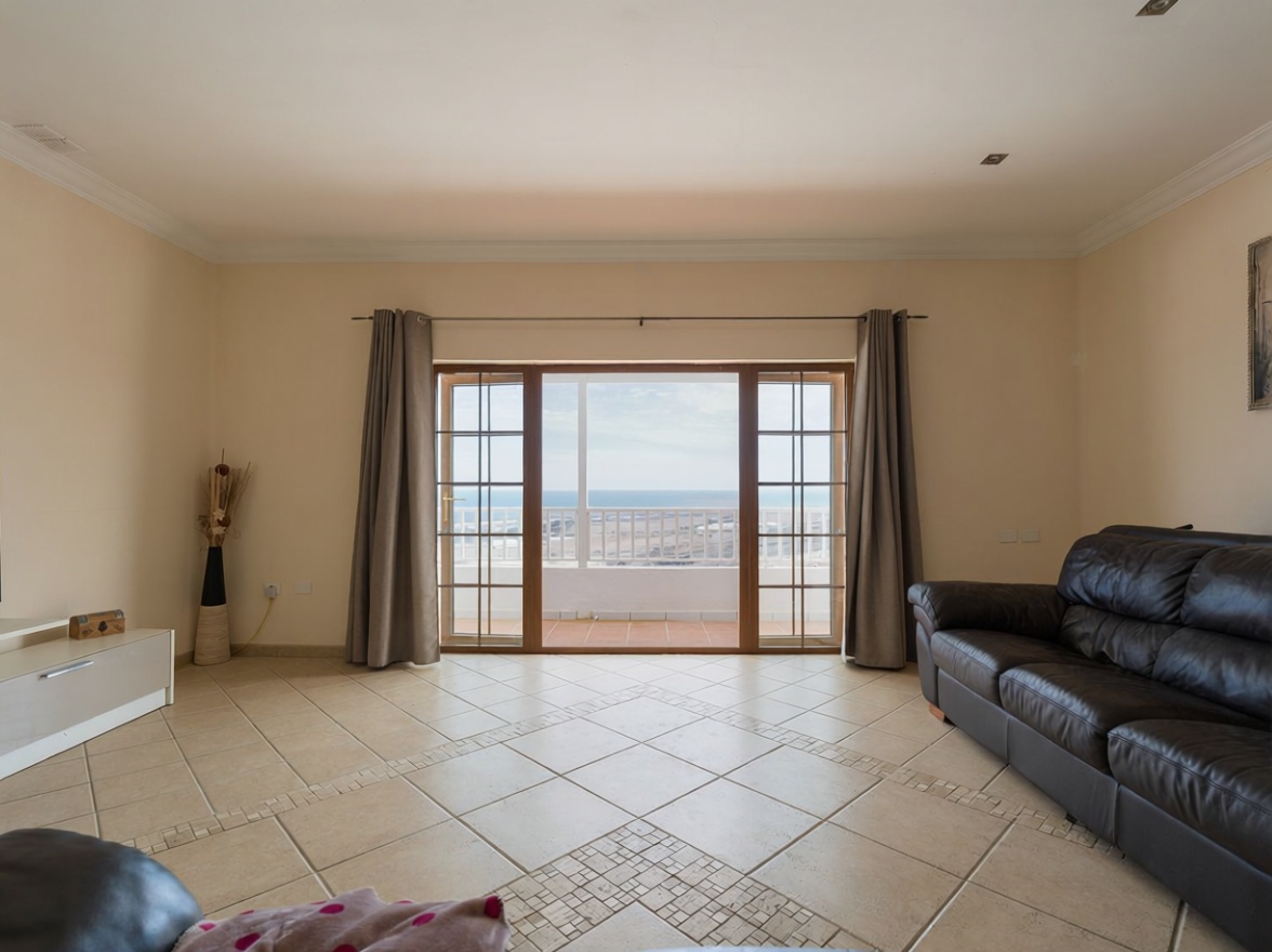 Chalet avec accès direct à la plage à San Bartolomé de Tirajana — Séjour