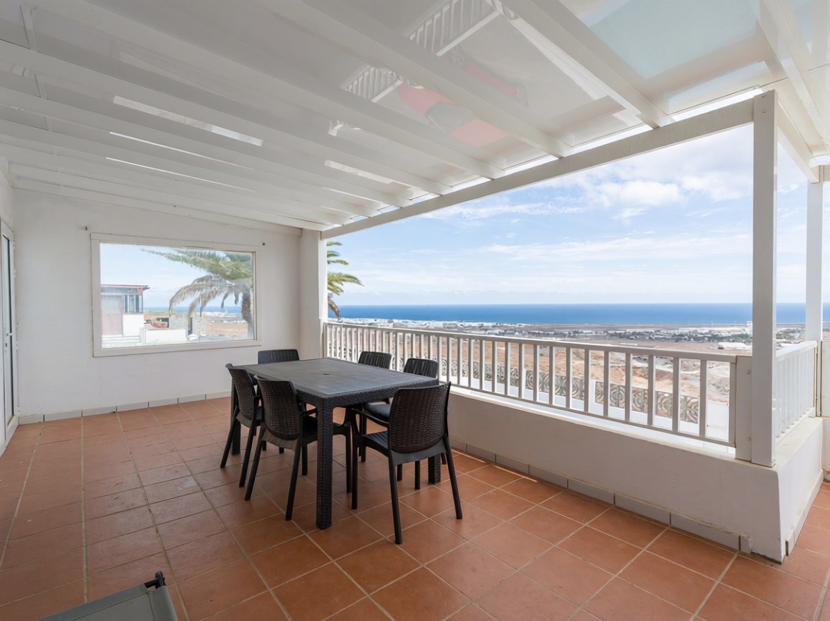 Chalet avec accès direct à la plage à San Bartolomé de Tirajana