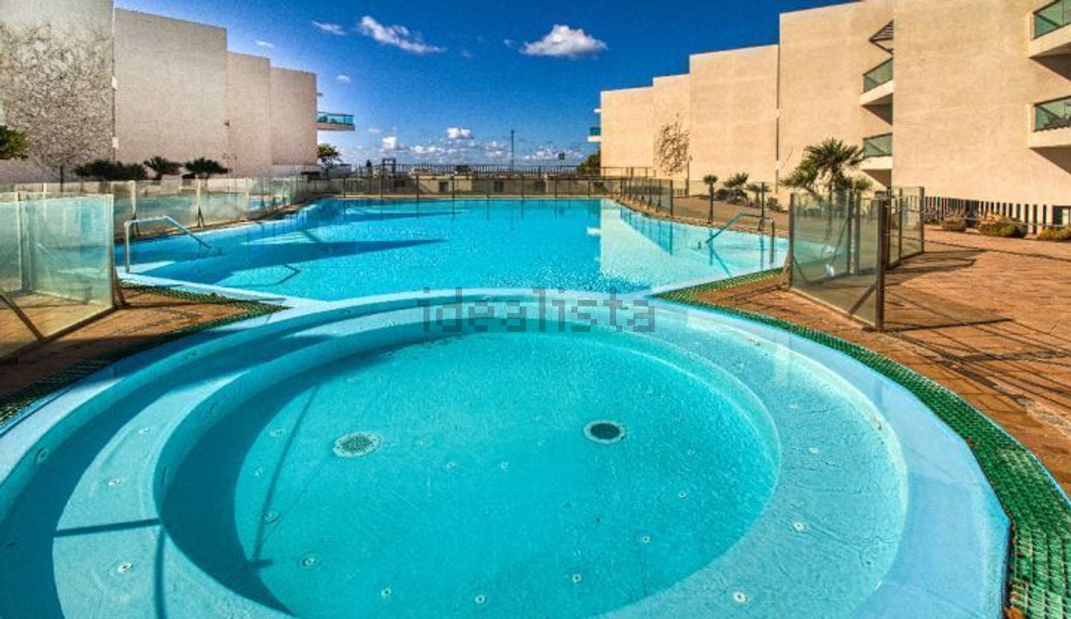 Flat for sale frontline beach in La Oliva