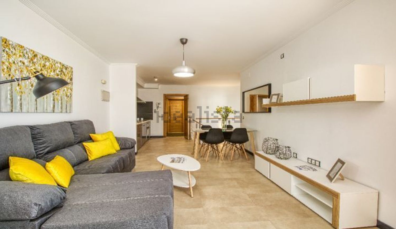 Flat for sale frontline beach in La Oliva