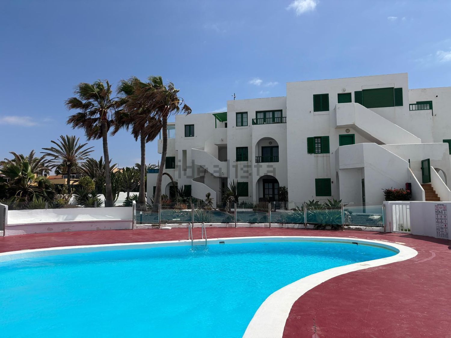 Flat for sale frontline beach in La Oliva