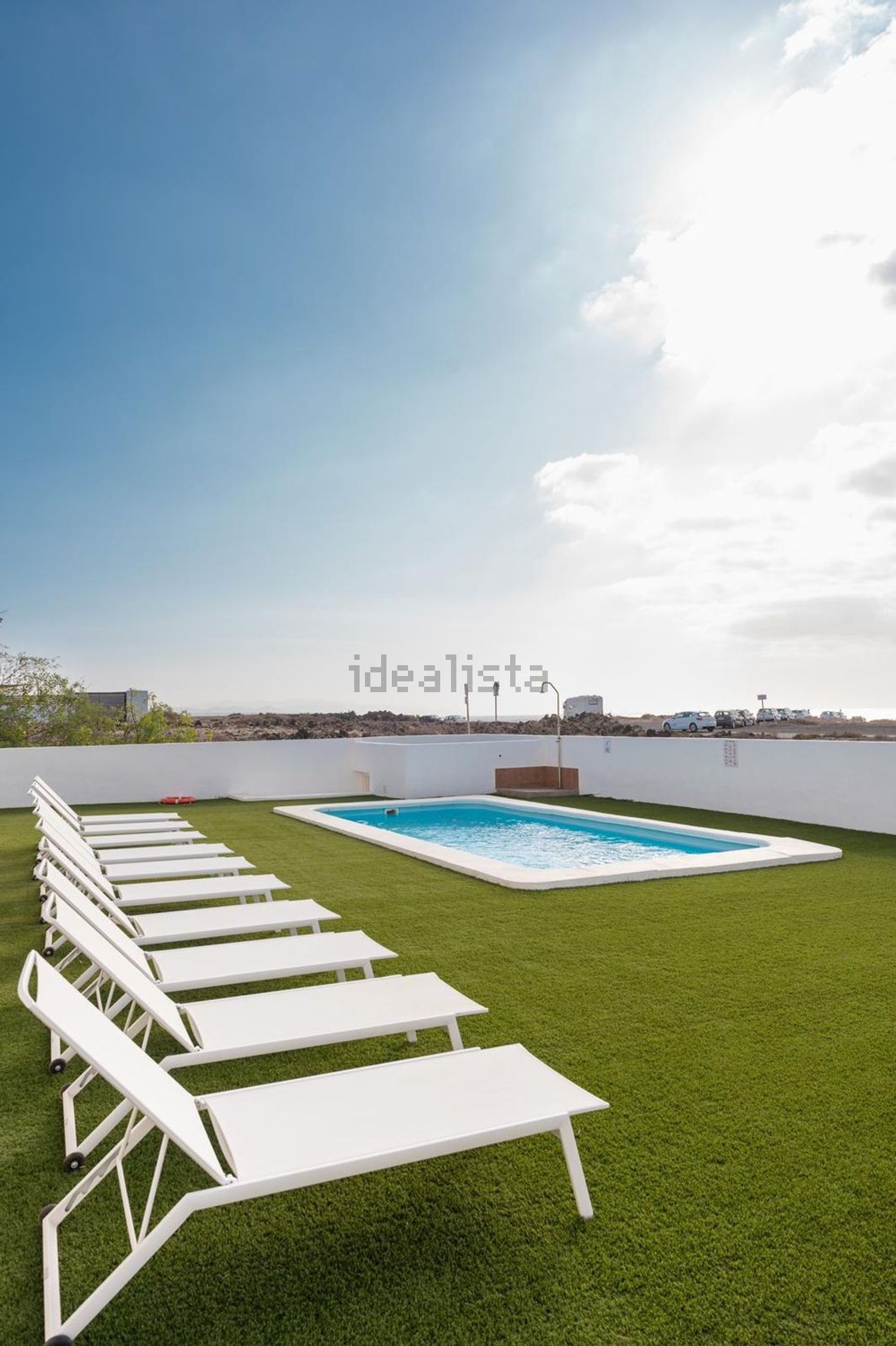 Flat for sale frontline beach in La Oliva