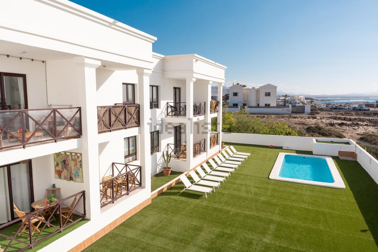 Flat for sale frontline beach in La Oliva