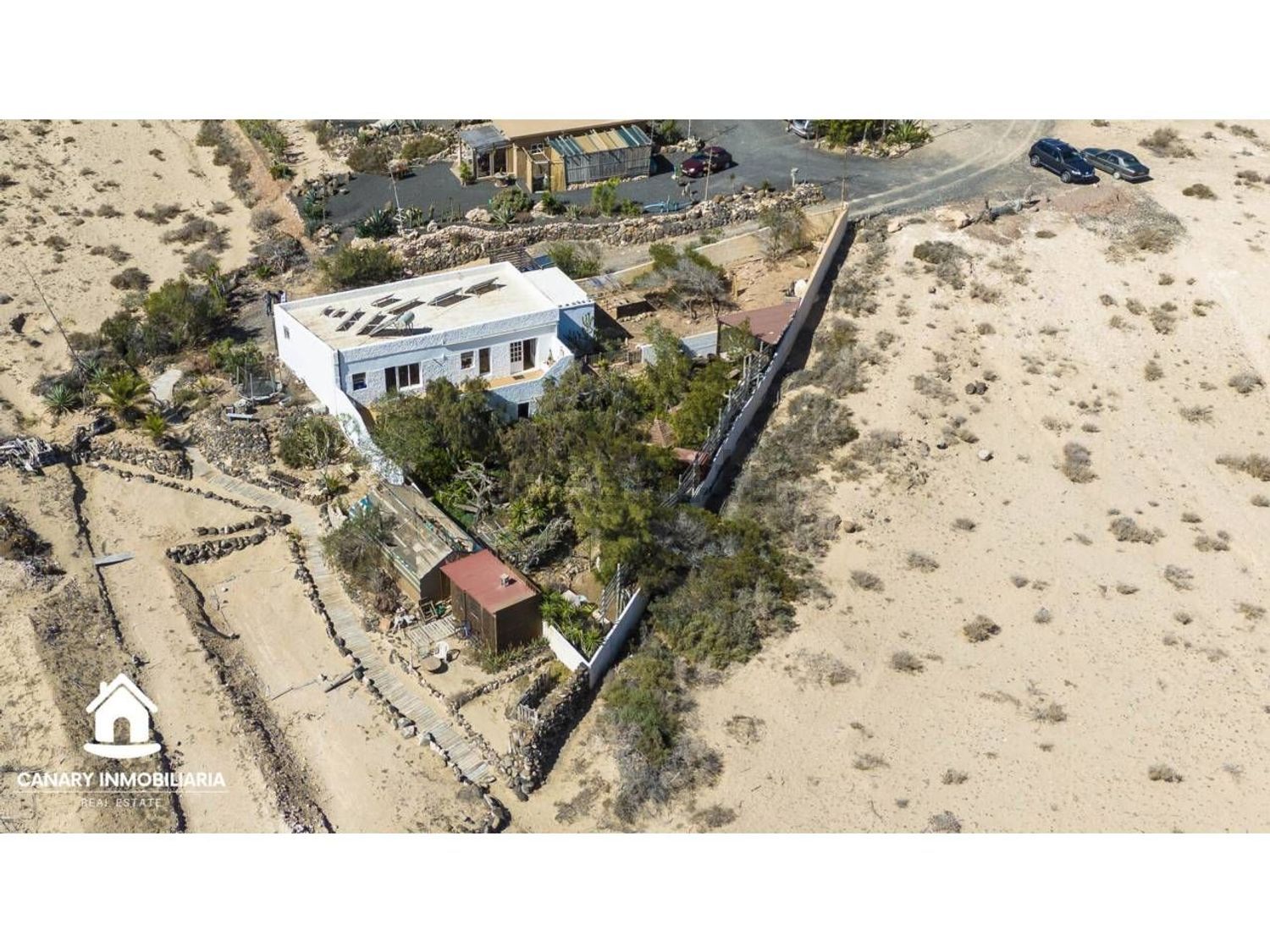 Country house for sale with direct beach access in Pájara