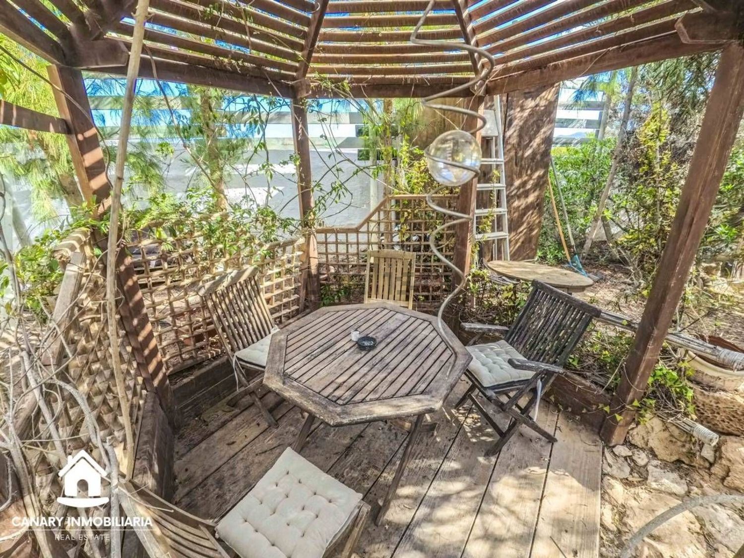 Country house for sale with direct beach access in Pájara