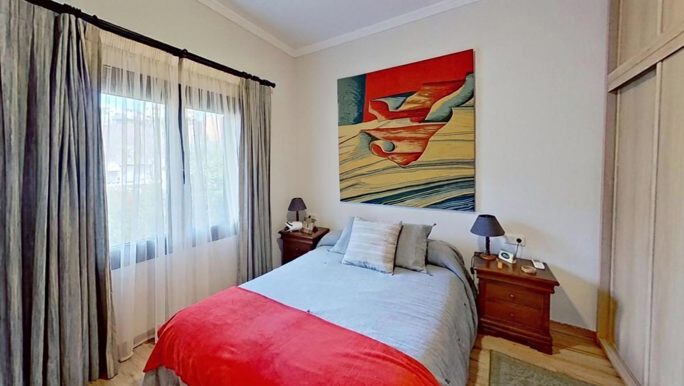 Appartement en attique en première ligne de mer à Calvià — Chambre