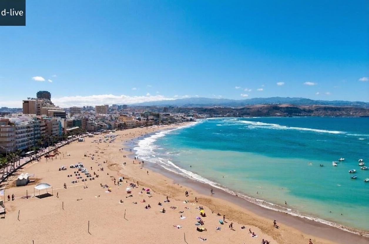 Шале с прямой выход на пляж в Las Palmas de Gran Canaria