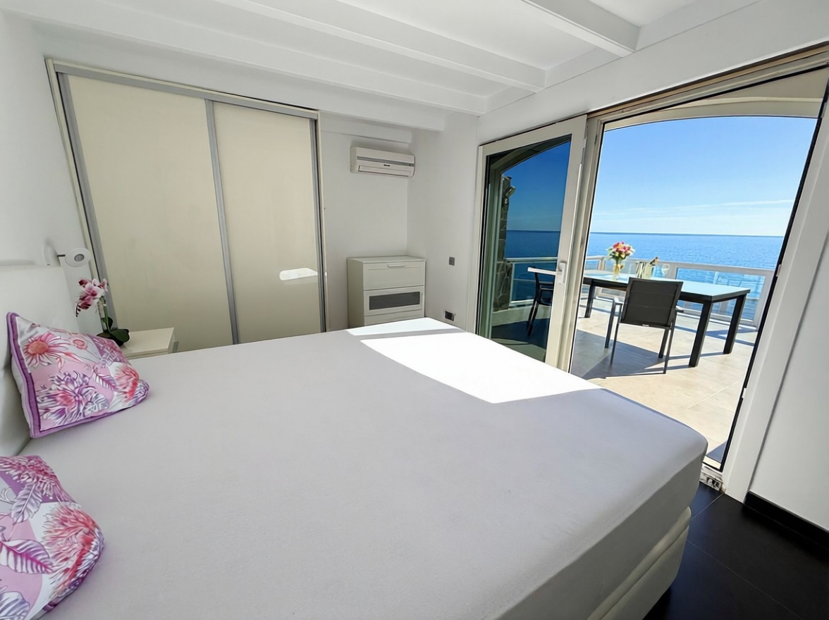 Chalet mit direkter Strandzugang in San Bartolomé de Tirajana — Schlafzimmer
