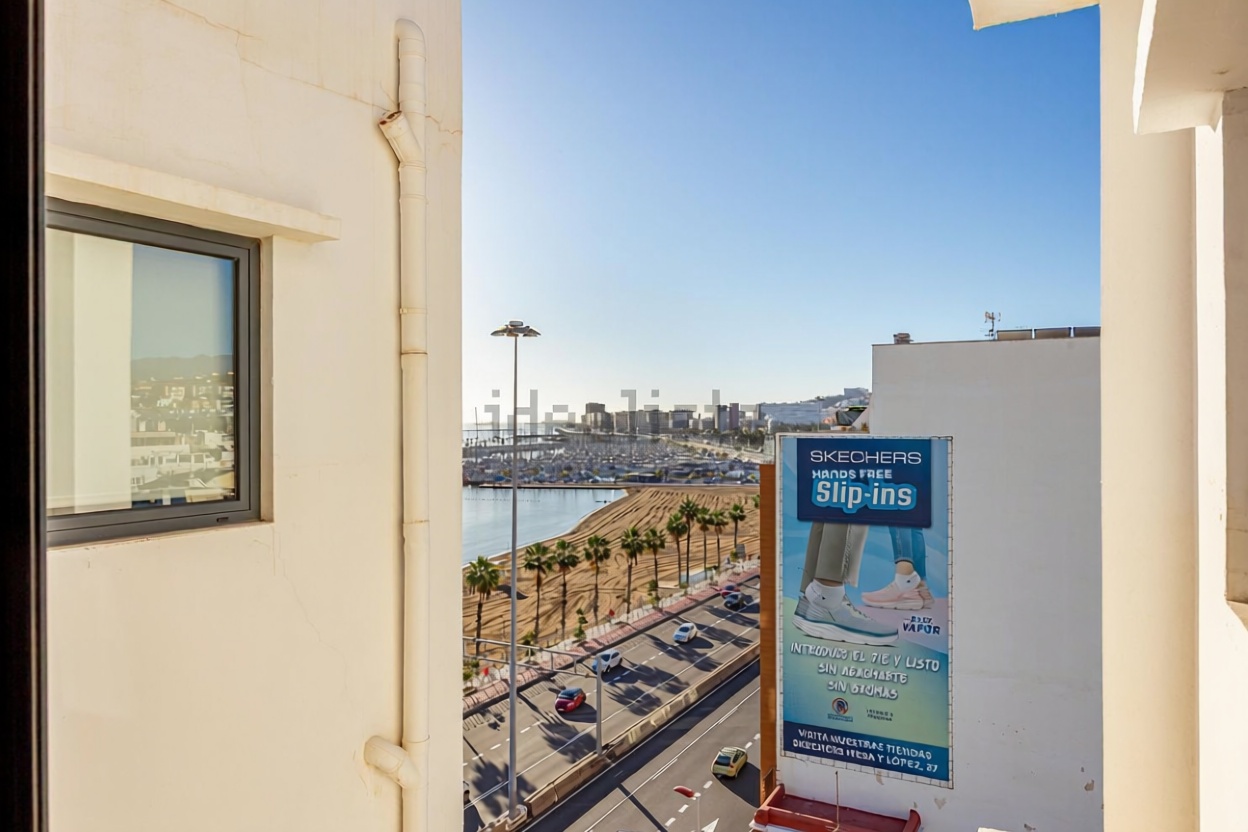 Appartement en attique en première ligne de mer à Las Palmas de Gran Canaria — Chambre