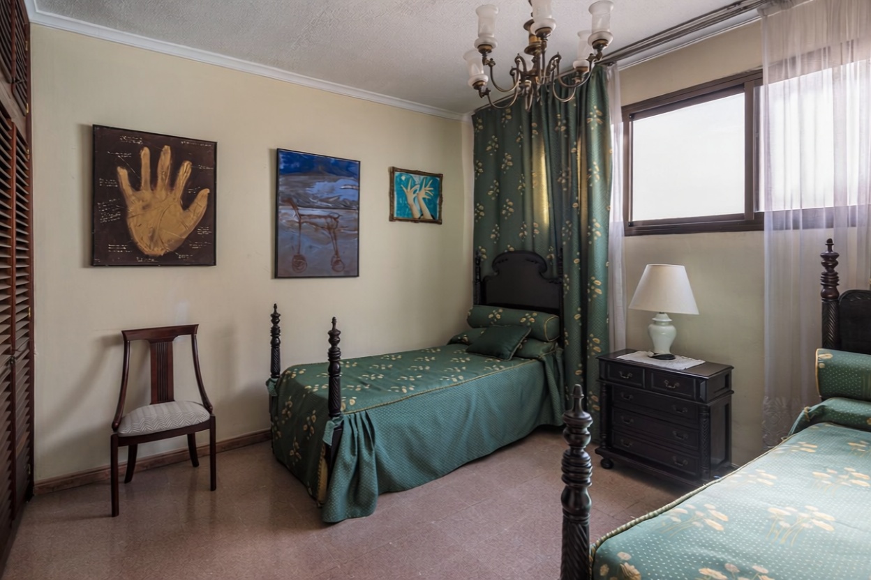 Seafront attic in Las Palmas de Gran Canaria — Bedroom