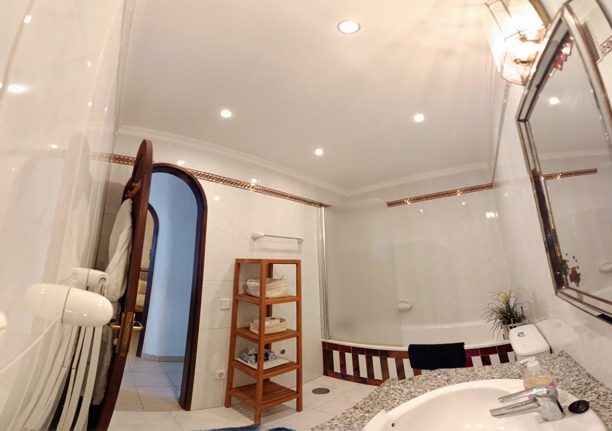 Chalet avec accès direct à la plage à San Bartolomé de Tirajana — Sanitaires