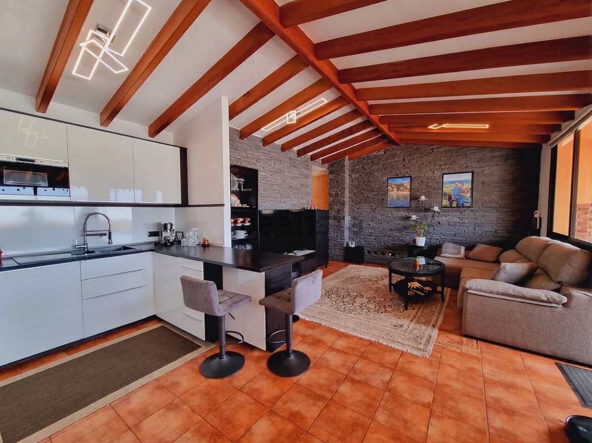 Beachfront duplex in Las Palmas de Gran Canaria — Living room