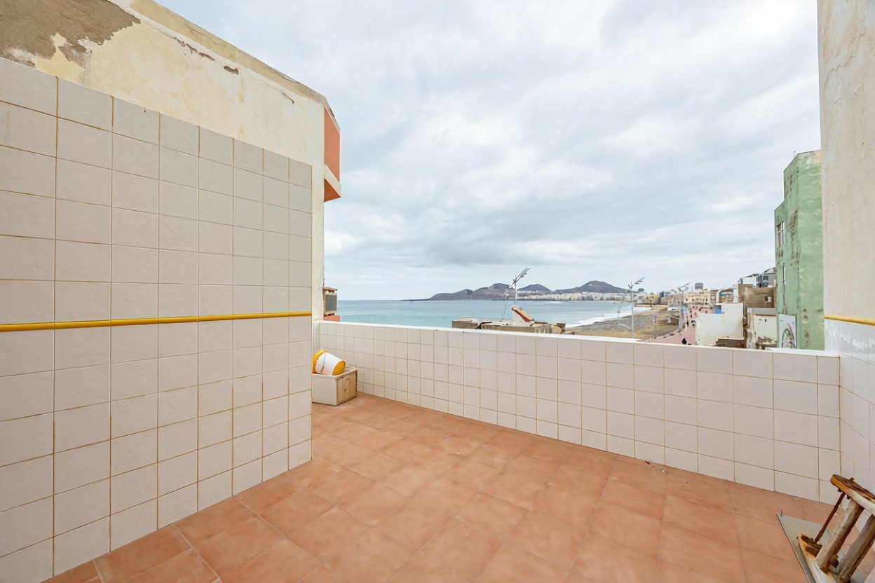 Chalet avec accès direct à la plage à Las Palmas de Gran Canaria — Terrasse mer